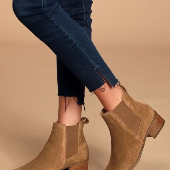 Steve Madden Dover Cognac Suede Booties Sz 8 - Picture 1 of 7